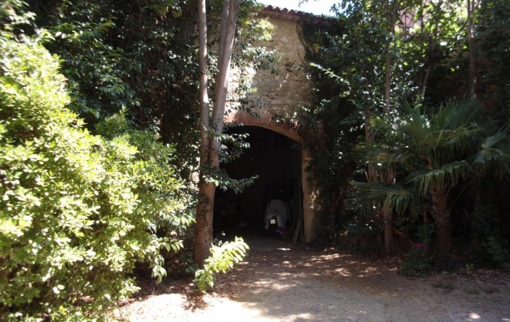 POLE SUD IMMOBILIER : House | BEZIERS (34500) | 274 m2 | 400 000 € 