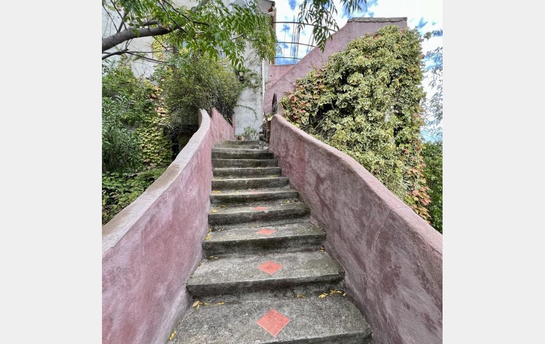 POLE SUD IMMOBILIER : House | LESPIGNAN (34710) | 180 m2 | 474 000 € 
