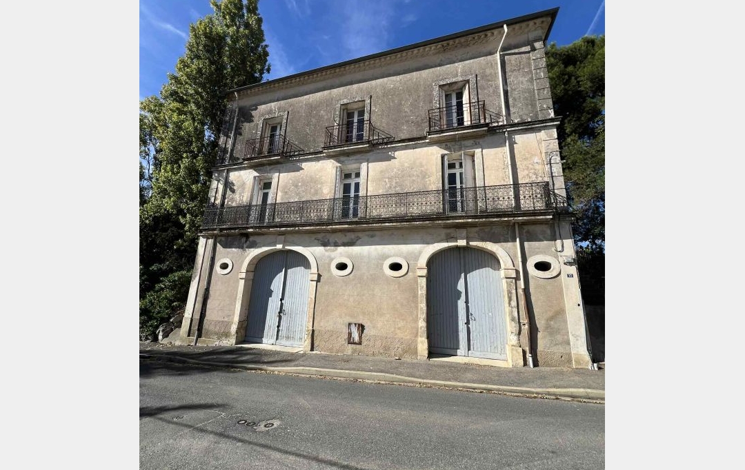 POLE SUD IMMOBILIER : House | CORNEILHAN (34490) | 254 m2 | 330 000 &euro; 