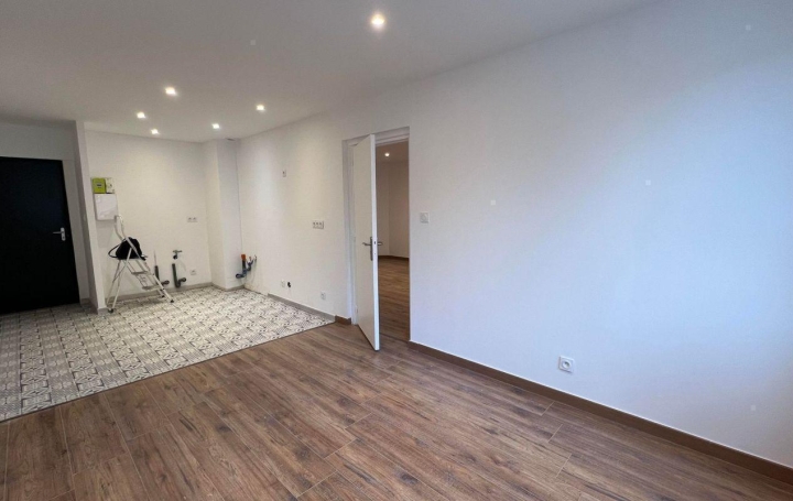  POLE SUD IMMOBILIER Office | BEZIERS (34500) | 99 m2 | 135 000 € 